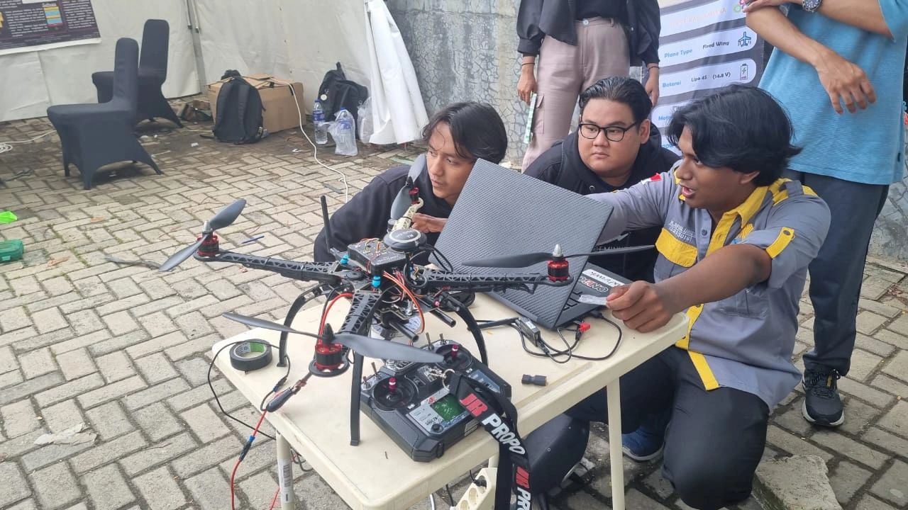 Prodi Teknik Elektro ITERA Tampilkan Inovasi Unggulan di FTI Expo 2024